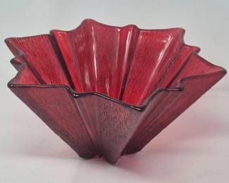 Deco Red Glass Star Bowl
