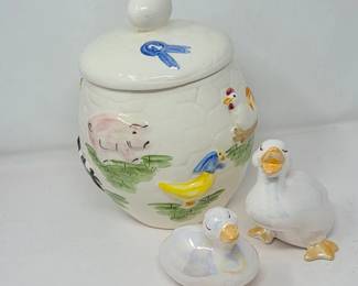 Blue Ribbon Farm Animal Cookie Jar & Iridescent Ducks