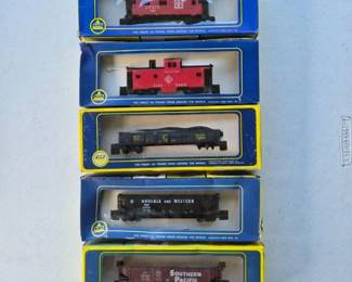 Vintage AHM HO Scale Train Rolling Stock, Boxes