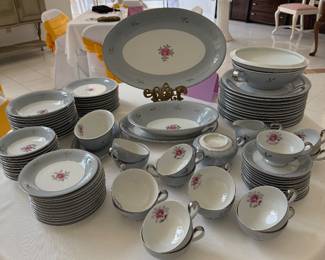 Seyei Bella Maria fine china pattern made in Japan beginning in 1959. Discontinued
