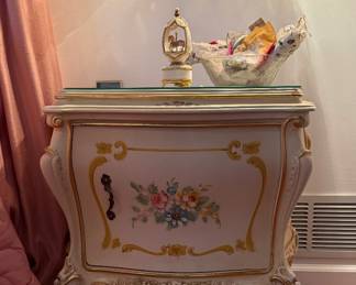 Silik nightstand (qty 2) Hand crafted in Italy