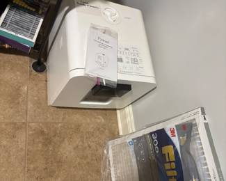 Small dishwasher for RV.