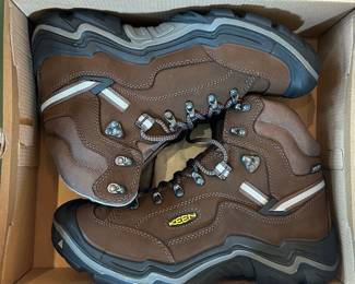 KEEN Targhee III Waterproof Mid Hiking Boots