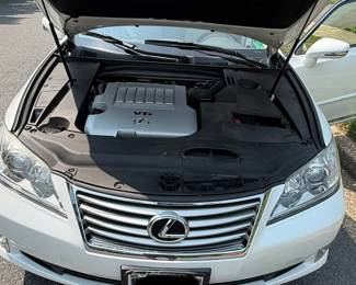 2012 Lexus ES 350 Sedan with Sunroof
