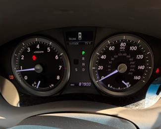 2012 Lexus ES 350 Sedan with Sunroof 87,900 miles