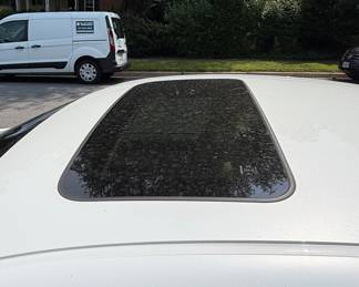 2012 Lexus ES 350 Sedan with Sunroof