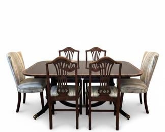 Mahogany Dining Table and Chairs Set - Duncan Phyfe Style 8 chairs