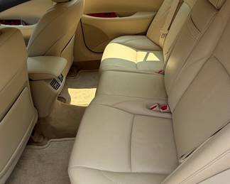 2012 Lexus ES 350 Sedan with Sunroof