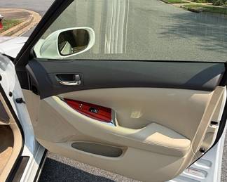 2012 Lexus ES 350 Sedan with Sunroof