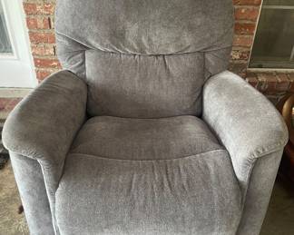 Pair (2) La-Z-Boy Recliners 