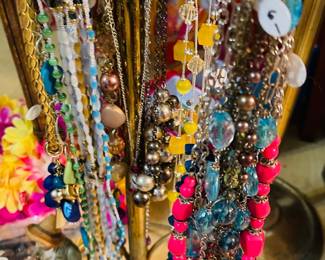 Tons of Jewelry 