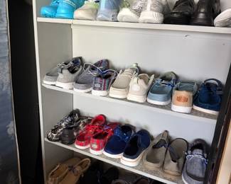 Men's New and like new shoes Hey Dude!, Sketchers a