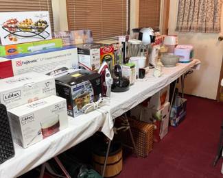 Kitchenware and serveware