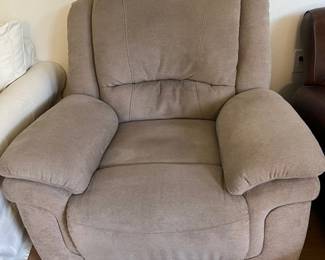 Ethan Allen lounge chair