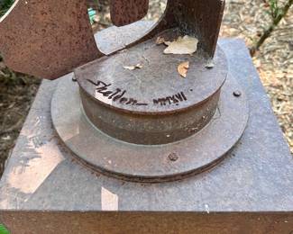 A660 - $850. David Sheldon Yard Sculpture. Measures approx. 16"w x 68" tall