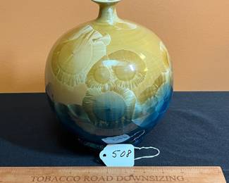 A508 - $30. Chenco Inc. Hand Made. USA. Crystalline Pottery. Measures 6" x 9" tall. 