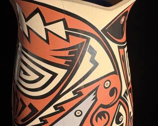 A118 - $30. Jesus Ortiz (Mata Ortiz) HAS CRACK - Tetrachrome Ceramic Jar. Measures 4.5" x 10" tall. 