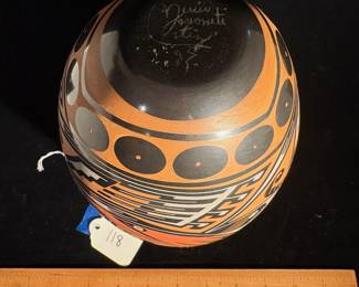 A118 - $30. Jesus Ortiz (Mata Ortiz) HAS CRACK - Tetrachrome Ceramic Jar. Measures 4.5" x 10" tall. 