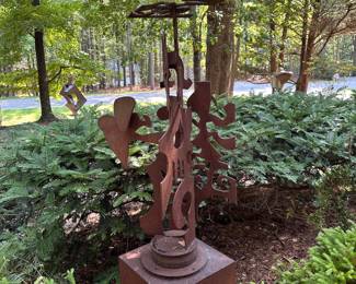 A660 - $850. David Sheldon Yard Sculpture. Measures approx. 16"w x 68" tall