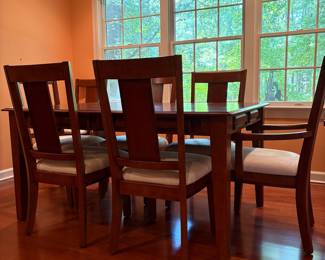 F11 - $350. Dining Room Table with 8 Chairs. Very good condition. Measures 60" x 42" x 31.5". Has 1 - 18" leaf. 