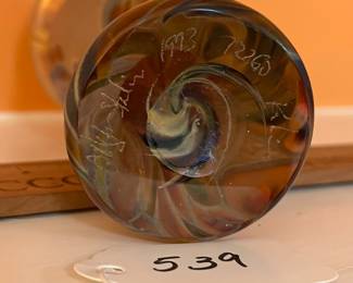 A539 - $30. 1993 Maytem Studios? Signed art glass vase. Measures 3.25" x 6.25" tall. 