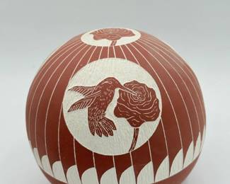 39 HandcraftedNativeAmericanPotterySignedbyVernonLojola
