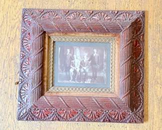 209 AntiqueTrampArtStyleWoodPictureFramewAntiquePhoto