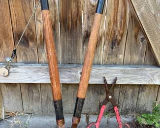 182 VintageTreeTrimmingShears