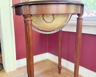 120 FloorStandingWorldGlobewWoodenStand
