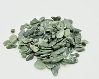 169 MiniNaturalGreenJadeStoneChips