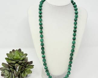 84 MalachitePolishedBeadedNecklace