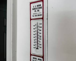 KG brown manufacturing thermometer