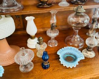 Fenton and hobnail 