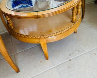 Hollywood Regency glass Coffee table I assorted Home decor