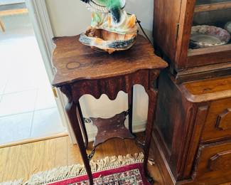 Victorian claw foot table
