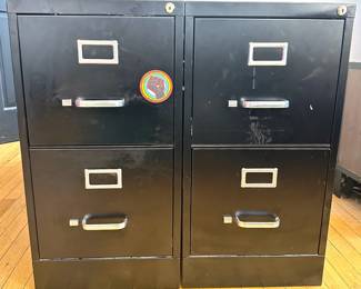 2 Metal Filing Cabinets Lot #: 75