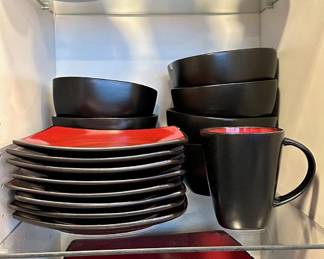 Gibson Elite Square Plate Set Dishes (Over 30 Pieces) Lot #: 46