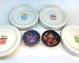 Set 12 2007 BIA Cupcake Dessert Plates & 2 Handpainted Finger Bowls Lot #: 140