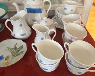Antique Chelsea tea set
