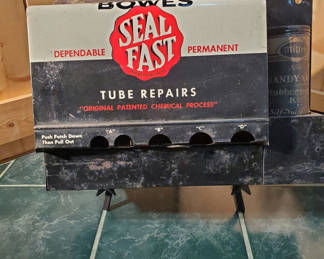 Lot 107: Seal Fast Store/Gas Station Display