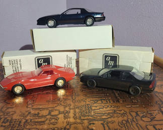 Lot 5: AMT, ERTL Cars.