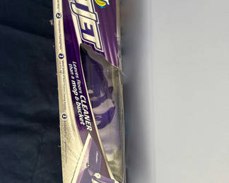Lot 12: Swiffer WetJet Floor Cleaning Starter Kit