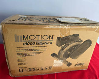 Lot 53: Motion e1000 Elliptical Box