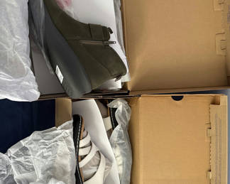 Lot 27: Olive-green ankle boot and white strappy sandal with Clarks Cloudsteppers boxes