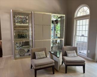 MIRRORED CABINET