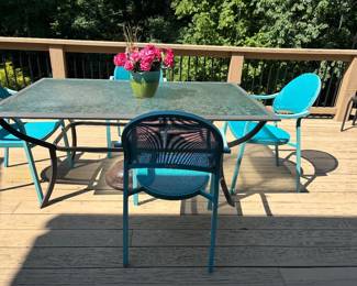 PATIO SET