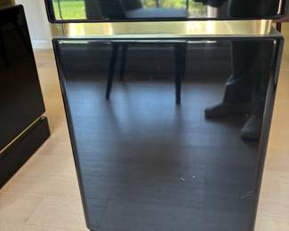 DETAIL OF PEDESTAL OF DINING TABLE