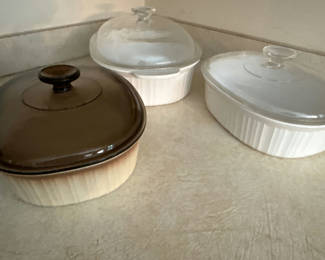 Lot 171: 3 Ceramic casserole dishes with glass lids