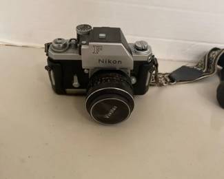 Nikon F
