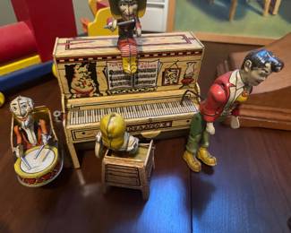 Little Abner wind up toy